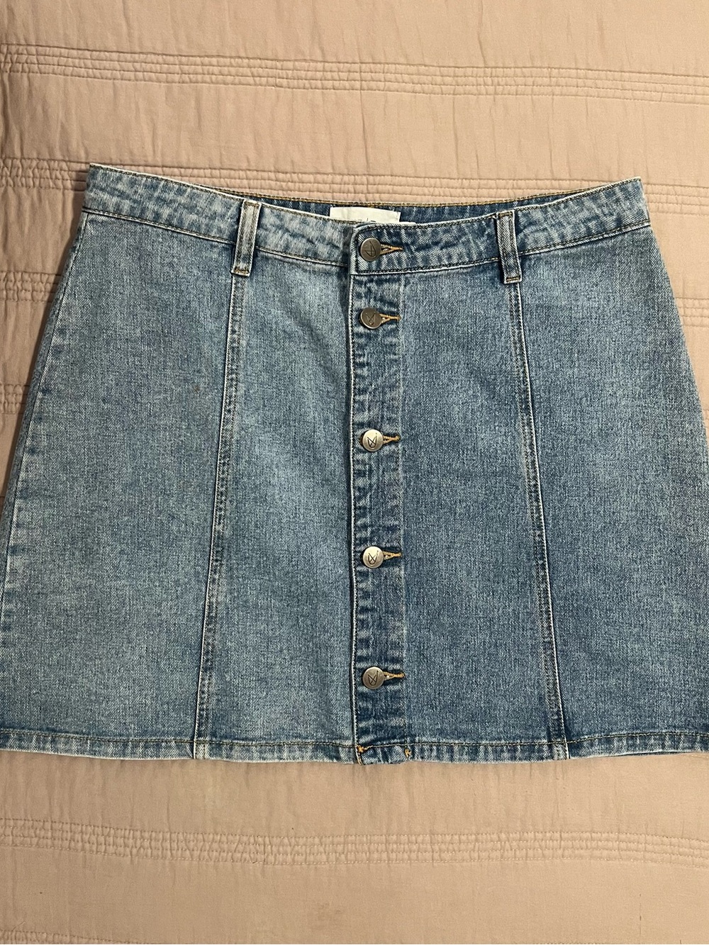 MINKPINK Denim Button Front Light Blue Denim Skirt Women's L Mini Classic